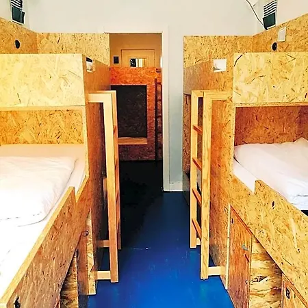 Goodnight Hostel