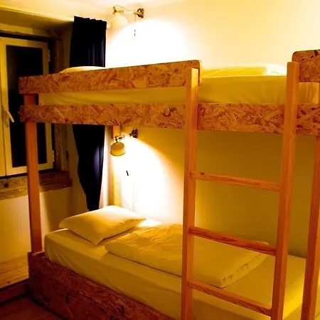 Goodnight * Lisboa